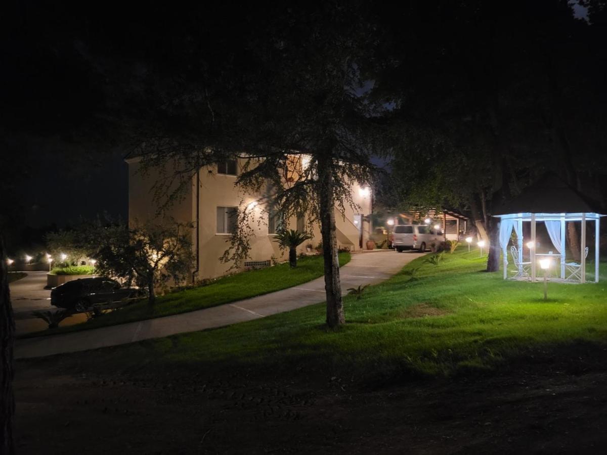 Appartamento Casale Angela Torrevecchia Teatina Esterno foto